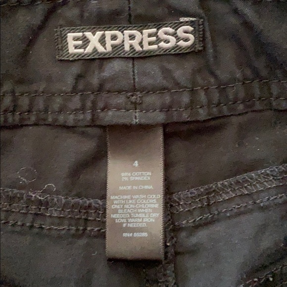 Shorts - Picture 3 of 3